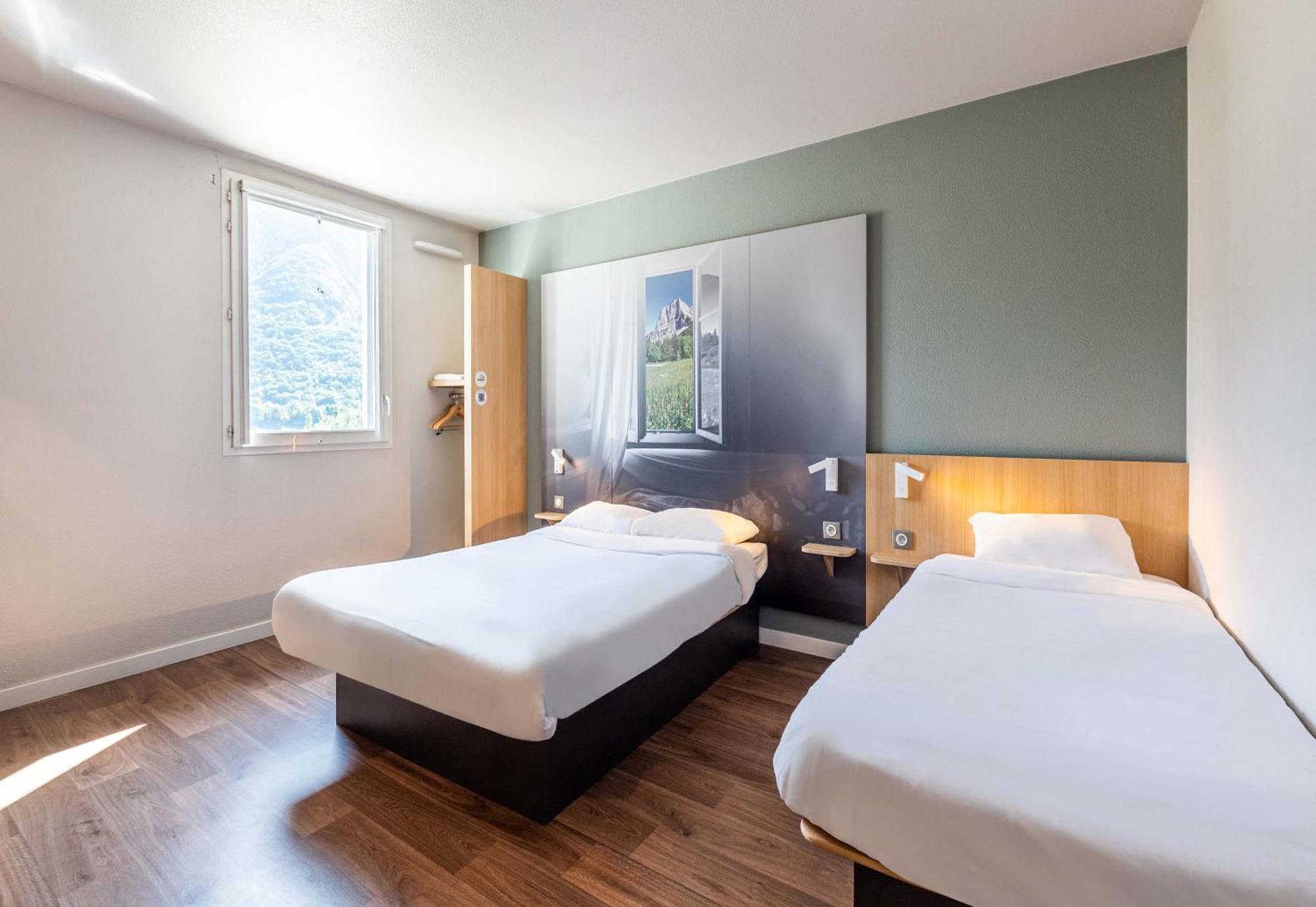 B&B Hotel Saint Jean De Maurienne Sainte-Marie-de-Cuines Zewnętrze zdjęcie