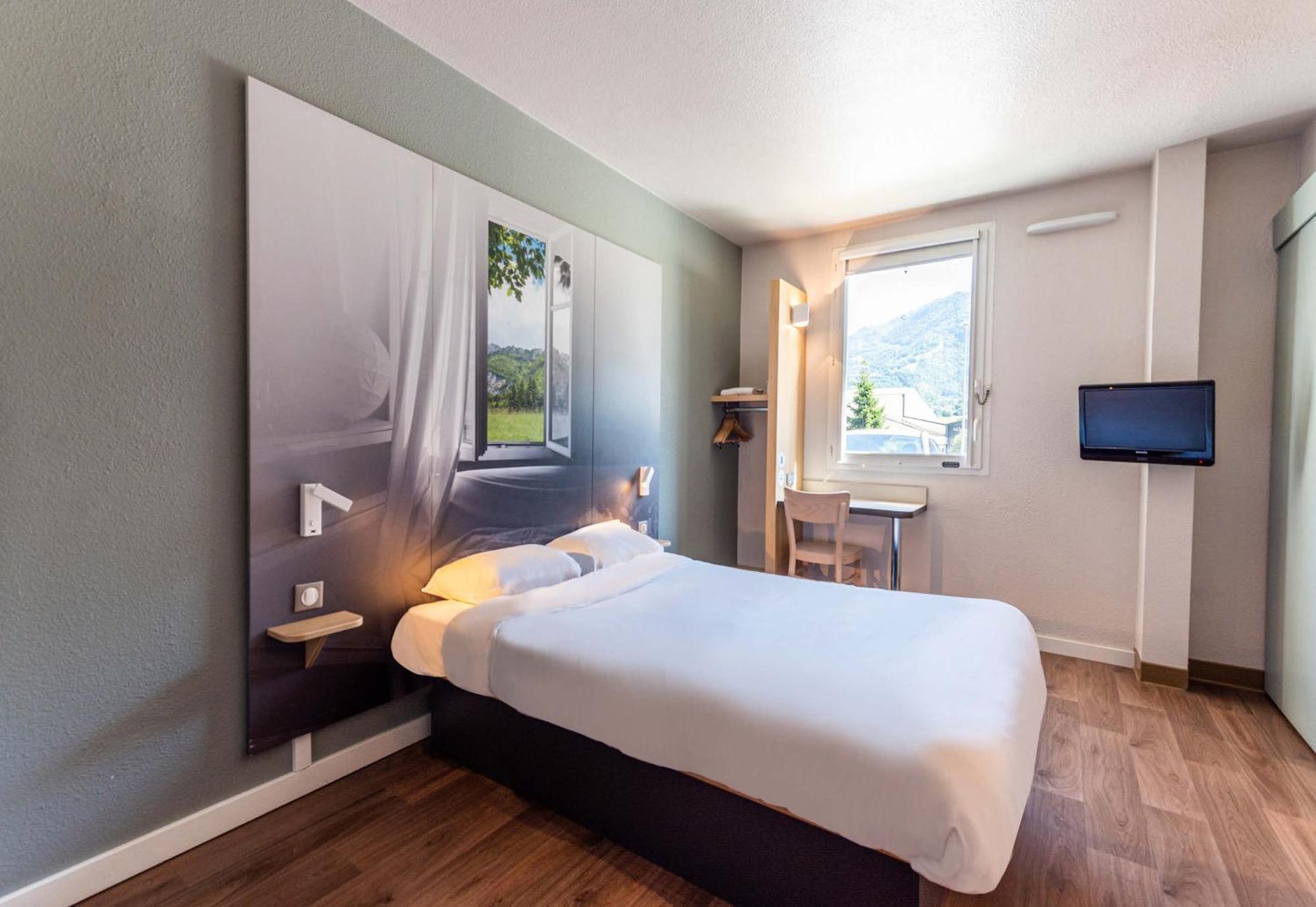 B&B Hotel Saint Jean De Maurienne Sainte-Marie-de-Cuines Zewnętrze zdjęcie